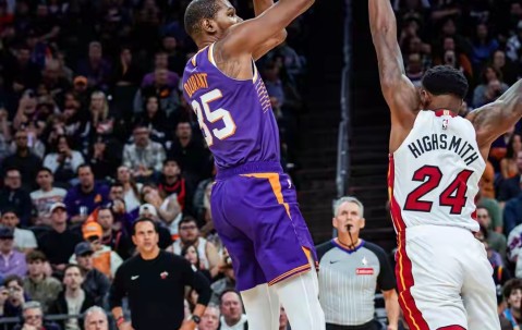 开云-关于杜兰特在快船比赛中势不可挡，赛况扑朔迷离引发热议！的信息